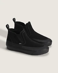Mid-Slip Insulated Shoe