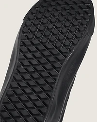 Mid-Slip Insulated Shoe