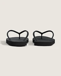 Makena Sandal