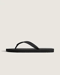 Makena Sandal