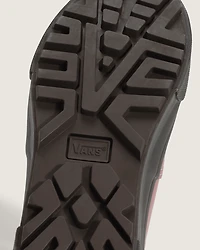 Premium Authentic V-Lug Shoe