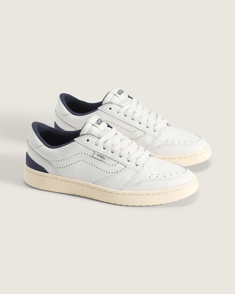 Court Low Shoe