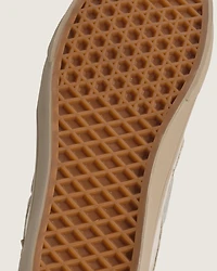 2-Eyelet Boat Shoe