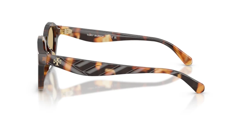 Tory Burch Woman Contrast Tortoise