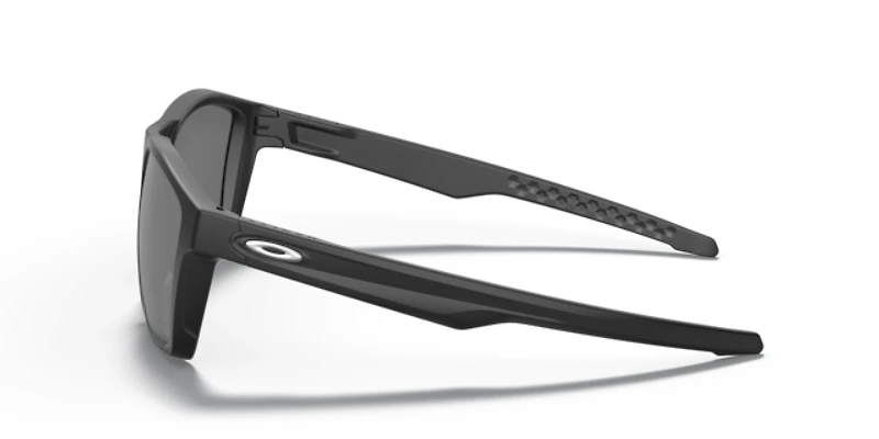 Oakley Man Matte Black