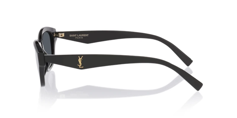 Saint Laurent Woman