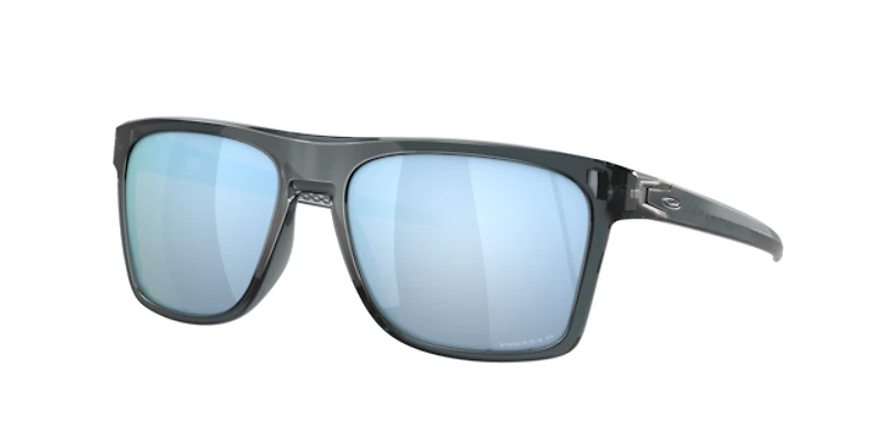 Oakley Man Crystal Black
