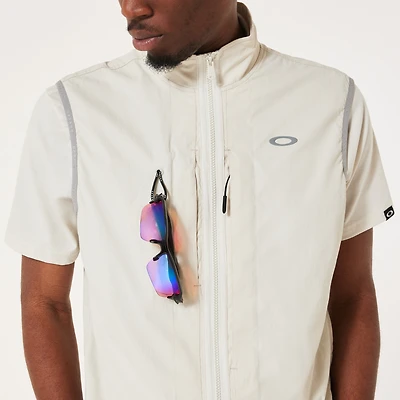 Oakley Men's Driven Element Vest Size: