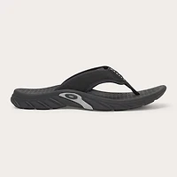 Oakley Men's Operative Flip Flop Size: