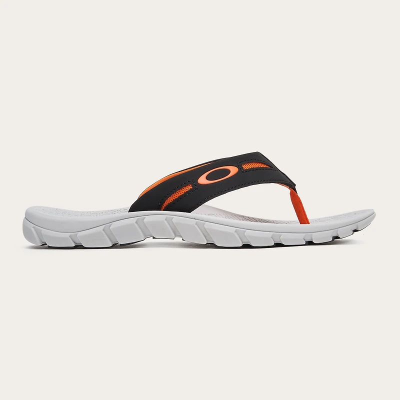 Oakley Men's Operative Sandal 2.0 Size: