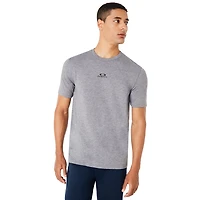 Oakley Men's Bark New Short Sleeve Size: