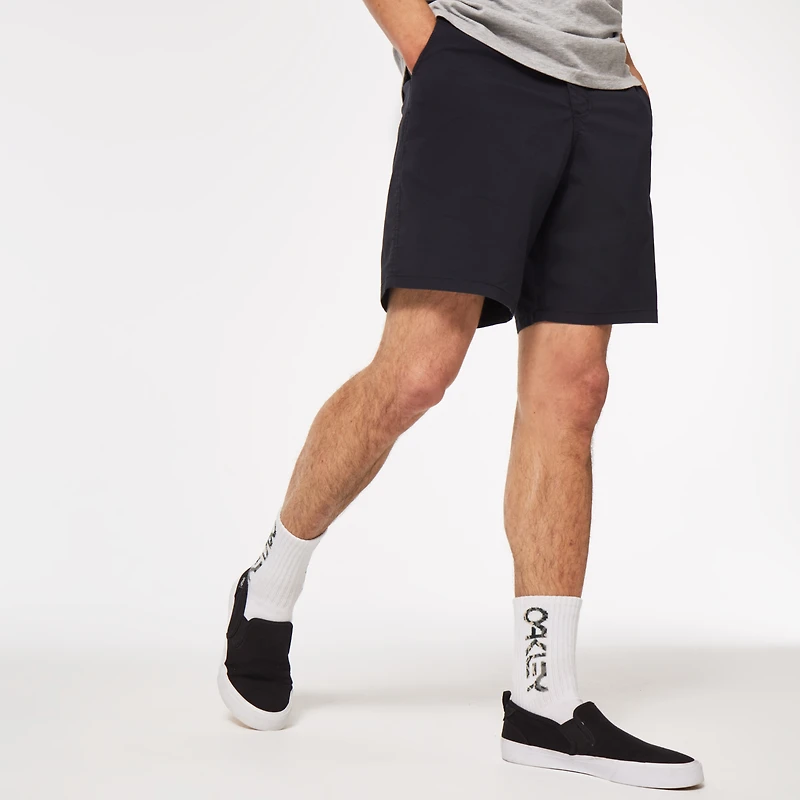Oakley Men's Chino 19 Hybrid Short Size: 30
