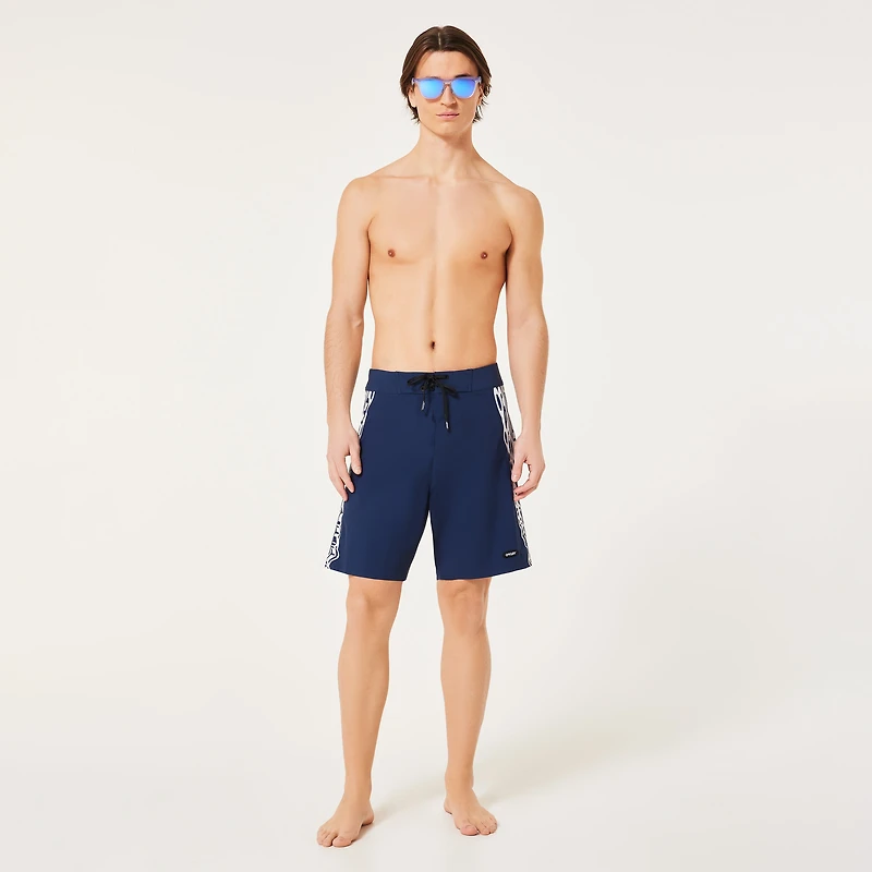 Oakley Men's Quiver Rc 19” Boardshort Size: