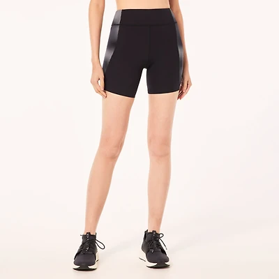 Oakley Women's W Pursuit Pro Tight Short Size: Xl