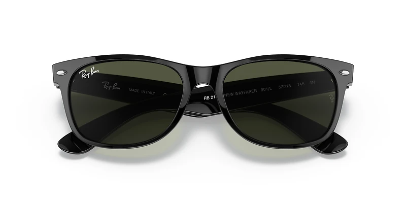 RB2132 New Wayfarer Classic