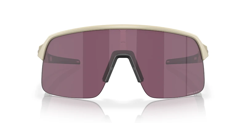 OO9463 Sutro Lite
