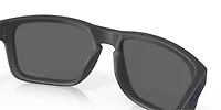 OO9102 Standard Issue Armed Forces Holbrook™