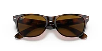 RB2132 New Wayfarer Classic