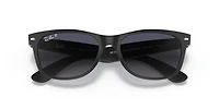 RB2132F New Wayfarer Classic