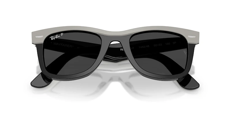RB2240F Wayfarer Street Neat