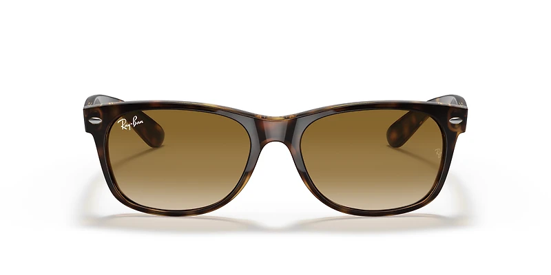 RB2132 New Wayfarer Classic