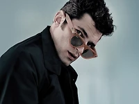 Ray-Ban Meta Headliner