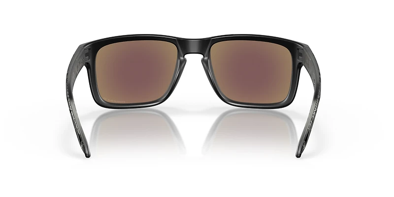 Holbrook™ Prizmatic Collection