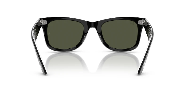 Original Wayfarer Disney Mickey & Minnie Mouse Pixelated