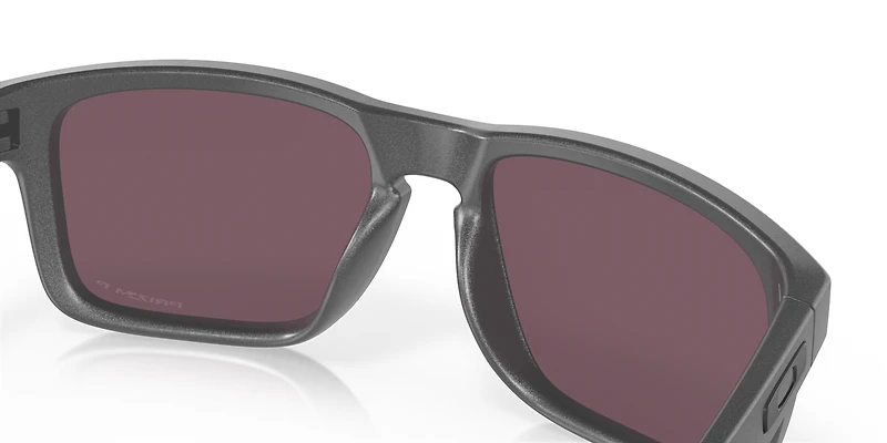 Holbrook™ Steel Collection