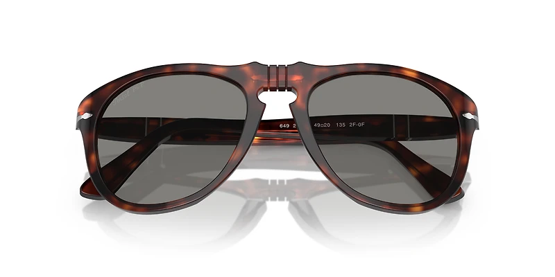 649 - Photochromic