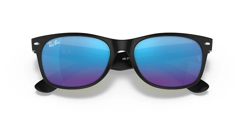 New Wayfarer Flash