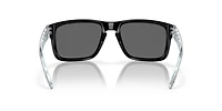 Holbrook™ Introspect Collection