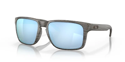 Holbrook™ XL Woodgrain Collection