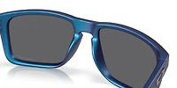 Holbrook™ XL