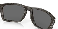 Holbrook™ XL