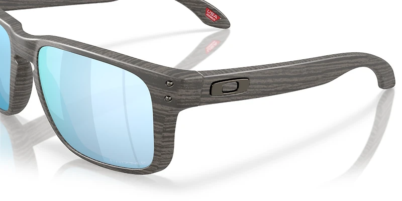 Holbrook™ S