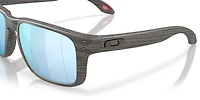 Holbrook™ S