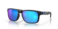 Holbrook™ Prizmatic Collection