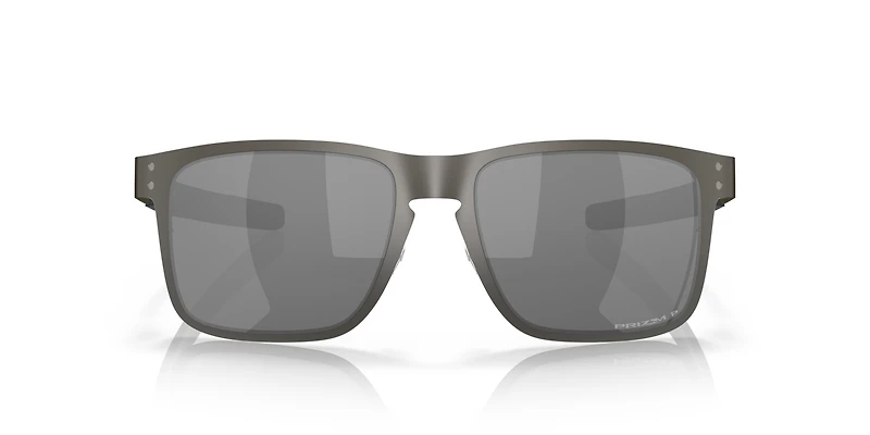Holbrook™ Metal