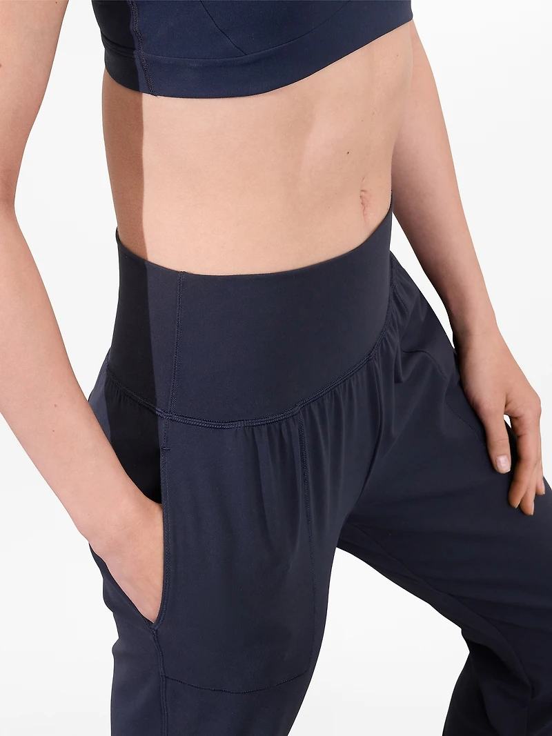 Salutation High Rise Jogger