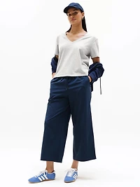 Essential V-Neck Tee