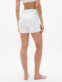 Salutation Stash High Rise 5" Short