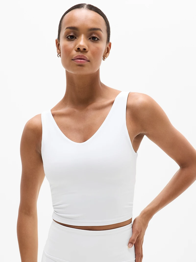 Transcend V-Neck Crop Sports Bra D-DD
