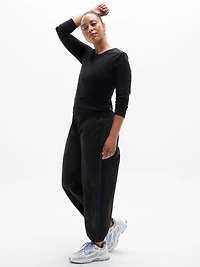 Motion Seamless Top