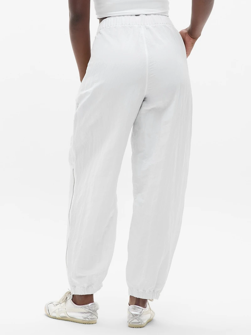 Pursuit Mid Rise Zip Jogger