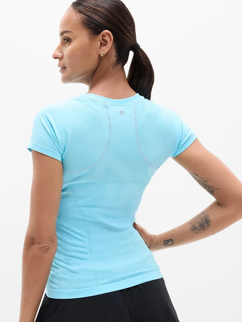 Momentum Seamless Tee