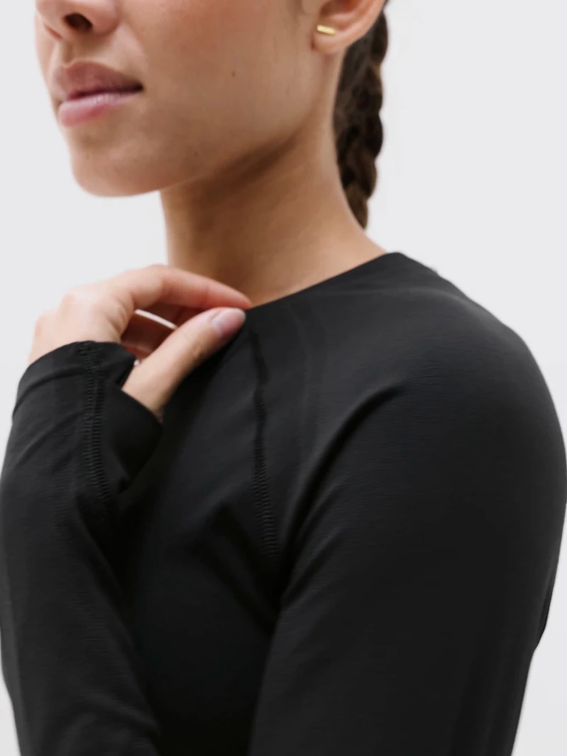 Momentum Flex Crop Top
