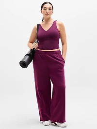 Transcend V-Neck Crop Sports Bra D-DD