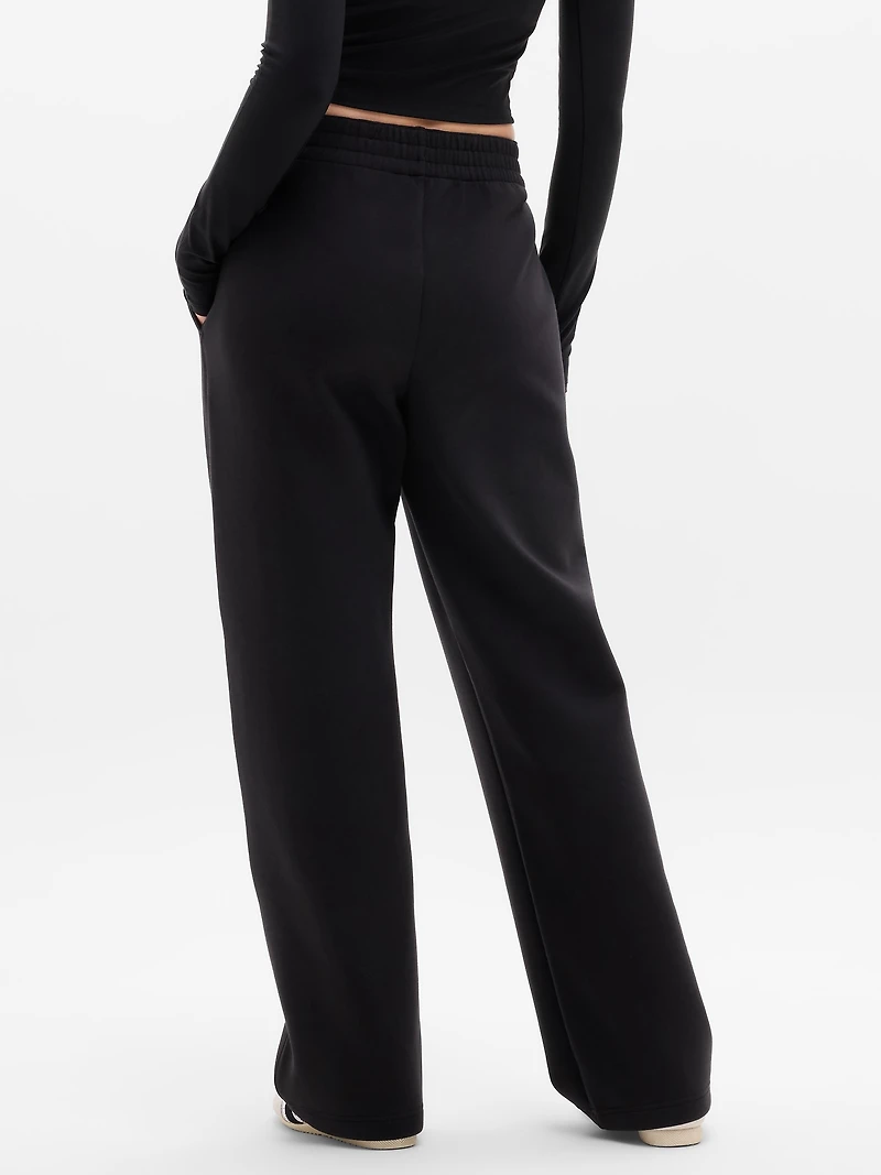 Form Knit Mid Rise Straight Pant
