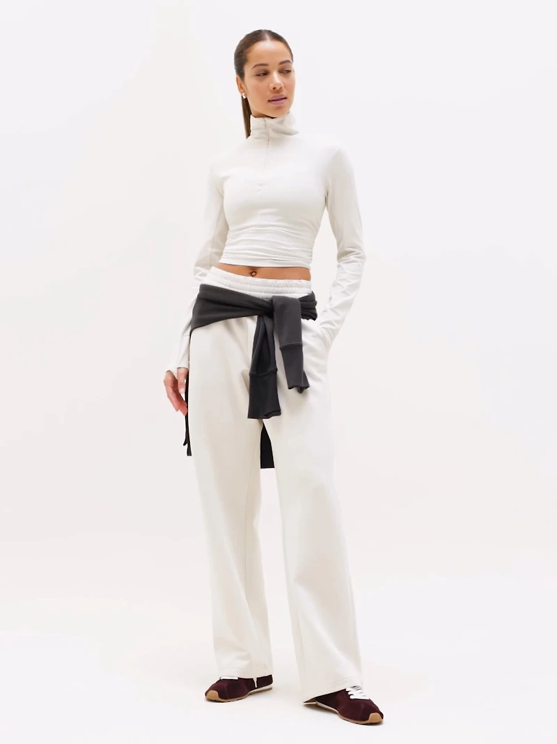 Form Knit Mid Rise Straight Pant